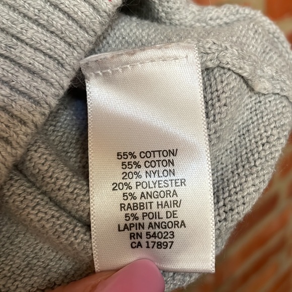 Banana Republic sweater - Picture 5 of 5